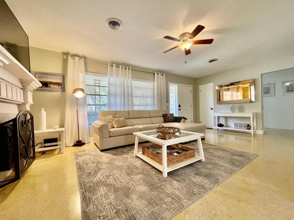 Rowena House 2Bd Den 2Bth Heated Pool Near Siesta Key Villa Sarasota Exterior photo