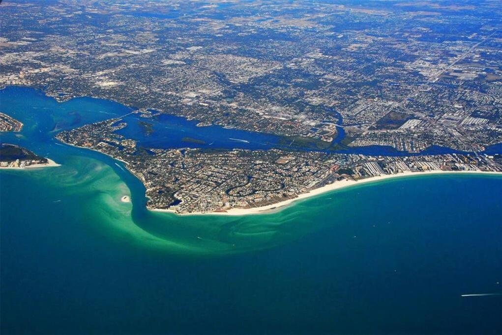 Rowena House 2Bd Den 2Bth Heated Pool Near Siesta Key Villa Sarasota Exterior photo